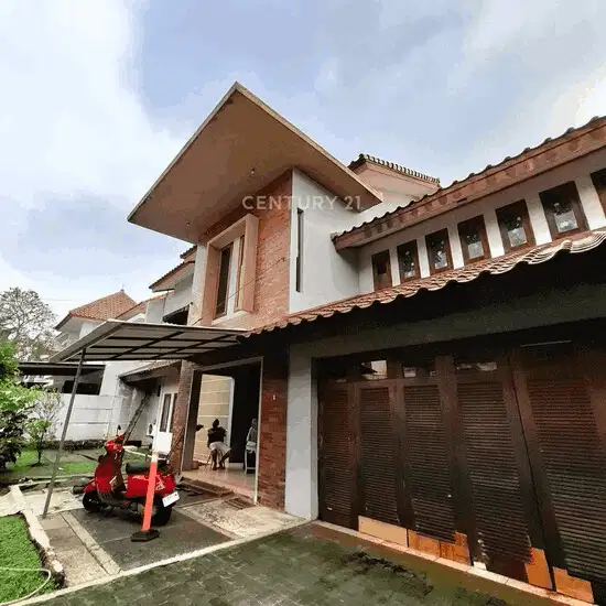 Dijual Rumah Cantik Strategis Di Bintaro Sektor 1