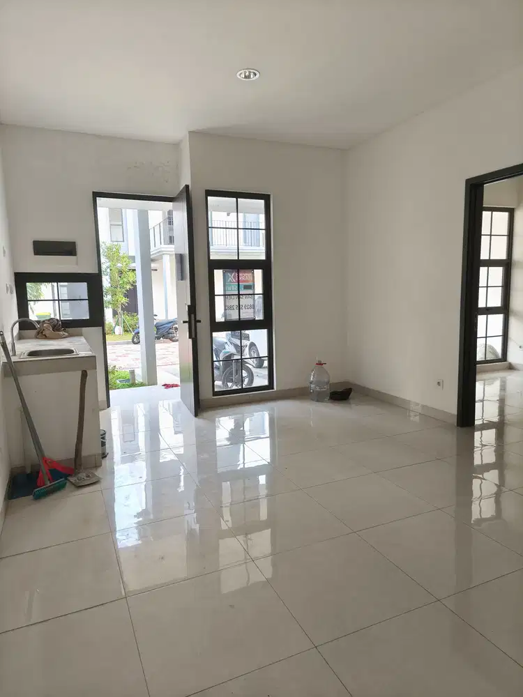 Disewakan Rumah Baru Cakep Siap Huni Di Maison De Wisteria Jakarta