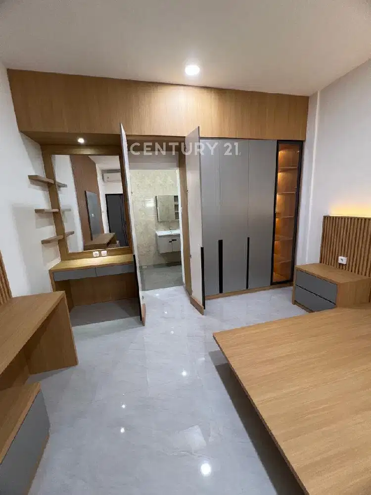 Rumah Baru Di Dago  Lippo Cikarang Dijual Segera