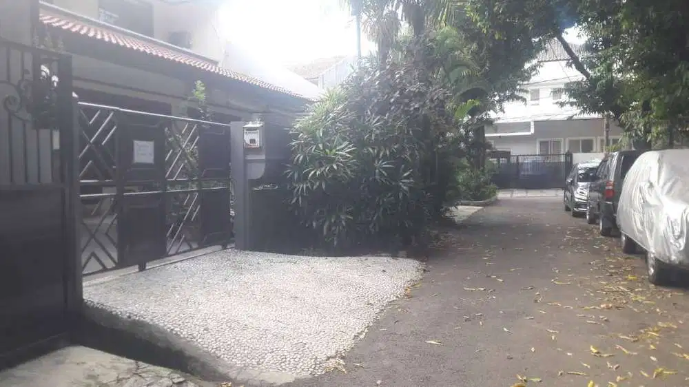 Dijual rumah di tanjung duren barat jakbar dkt pasar kopro
