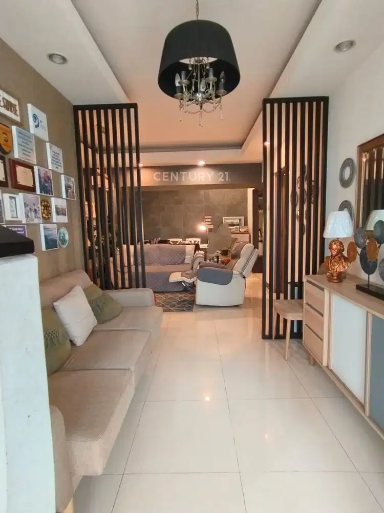 Rumah Modern 2 Lantai Sudah Renovasi Emerald Residence 8081