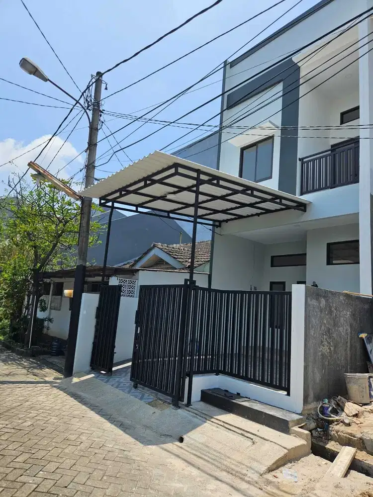 rumah Bagus Minimalis Baru direnovasi di Harapan Indah Bekasi