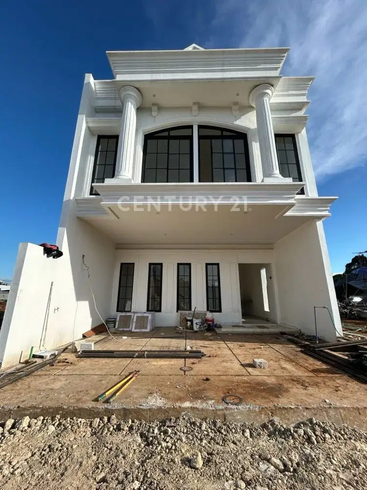 Rumah American Classic New Bsd Arah Pamulang Tangerang Selatan