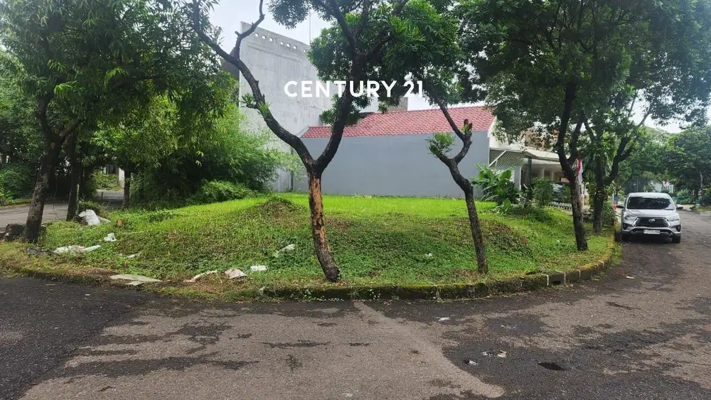 Tanah Strategis Hook  Di Cluster Meadow Green Lippo Cikarang