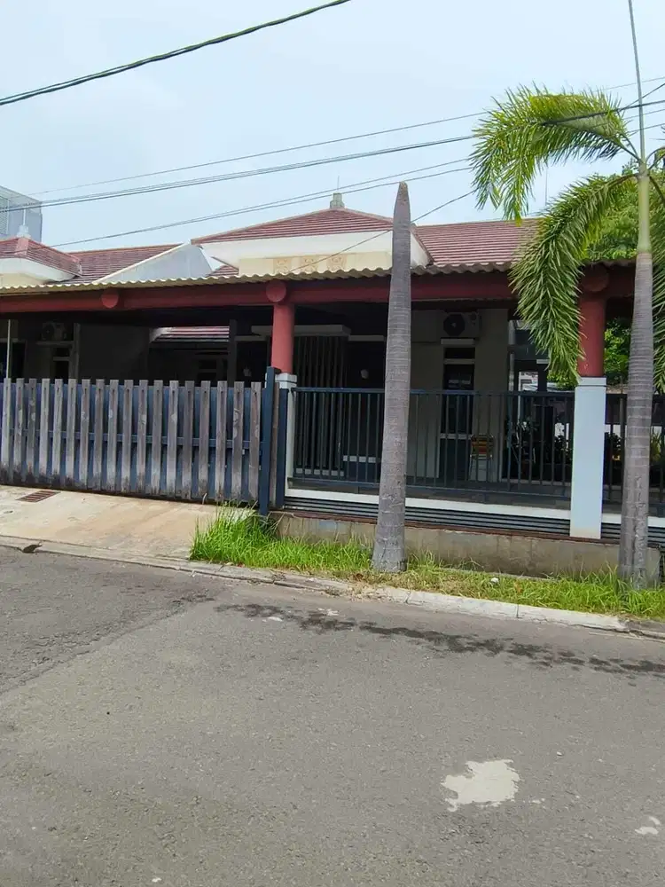 Dijual Rumah hook 1 lantai di Cluster Aralia Harapan Indah