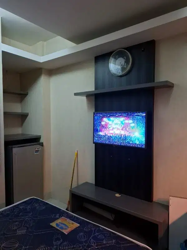 green pramuka studio furnish  murah