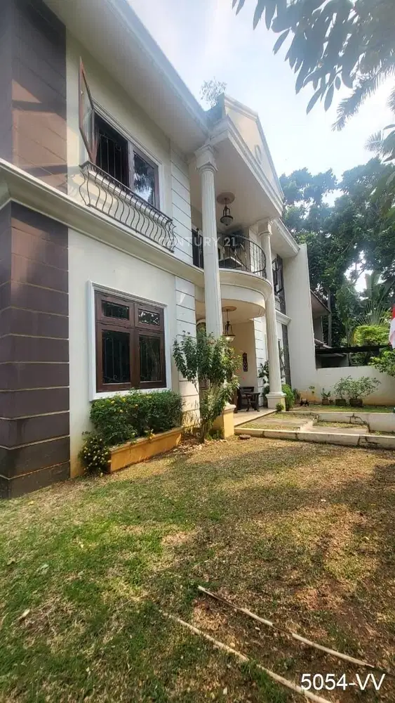 Dijual Cepat Rumah Bagus Strategis Posisi Hook Di BSD