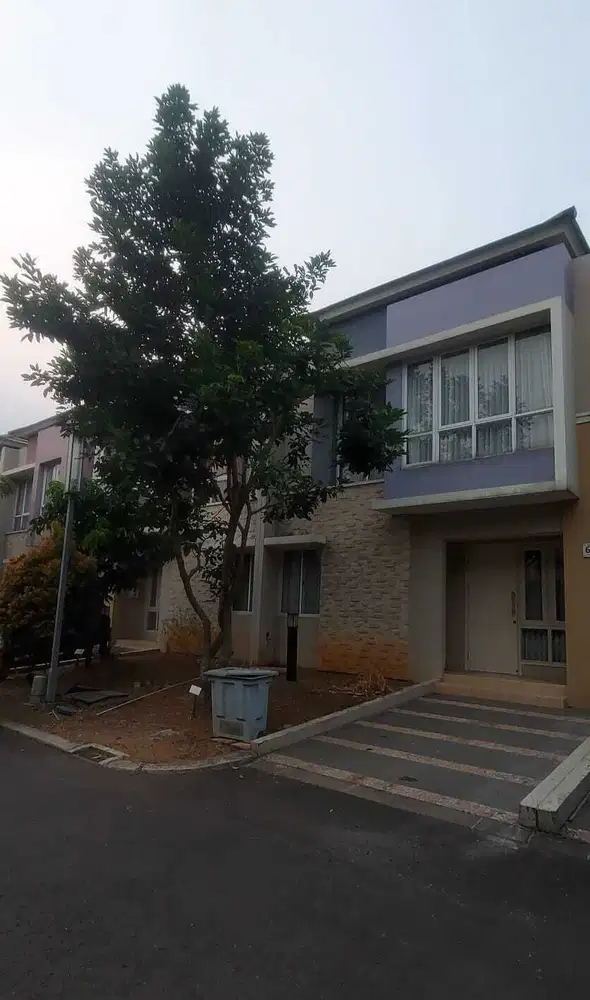 Disewakan Rumah Cluster Tesla Summarecon