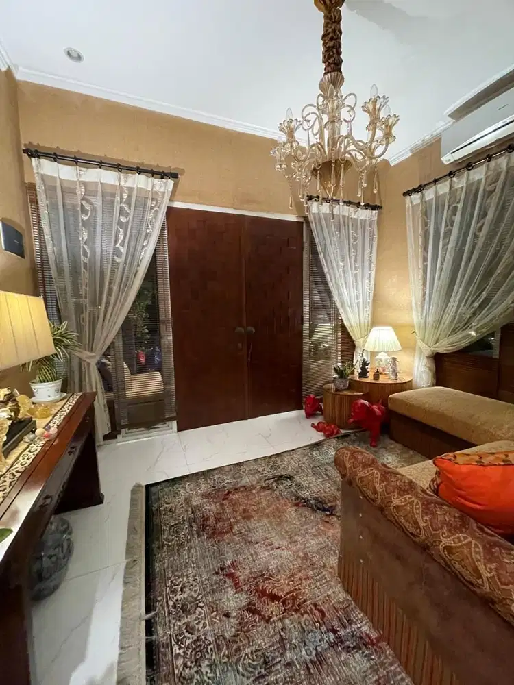 Rumah mewah ada pool bagus di Kebayoran  Bintaro Jaya sektor 7