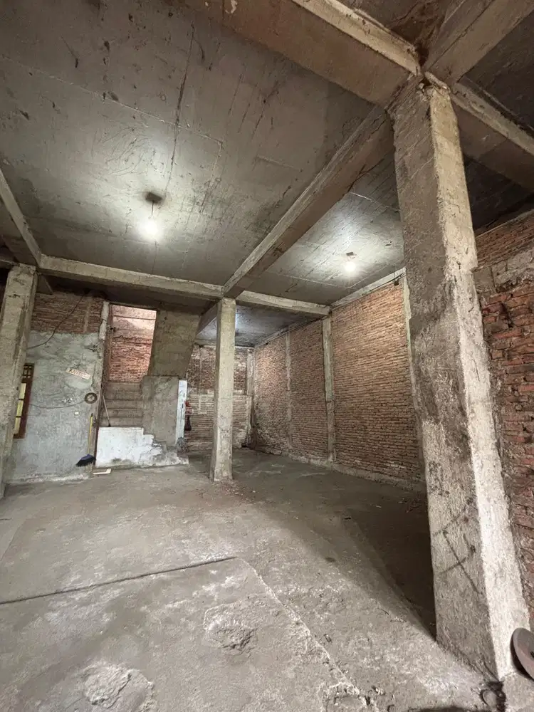 Disewa Gudang / Ruang Workshop Berlokasi Strategis di Bintara Bekasi