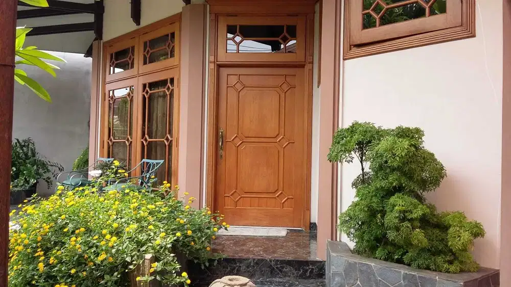 Dijual Secepatnya Rumah Siap Huni di Taman Aries Jakarta Barat