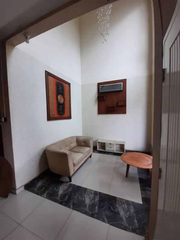 Rumah 2 Lantai Strategis Di Cipinang Indah Jakarta Timur R1641