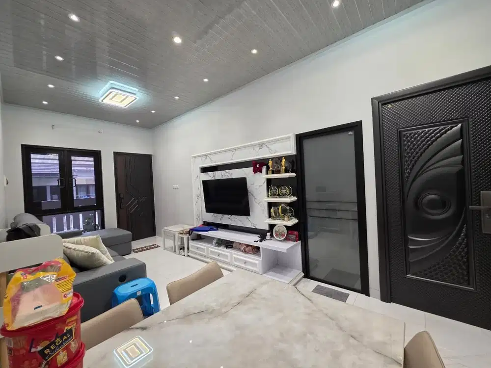 Dijual Rumah Full Furnish di Ujung Menteng, Jakarta Timur