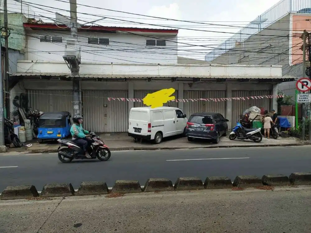 Di jual Ruko ex Office di pinggir jln.raya Bekasi Timur Jakarta Timur
