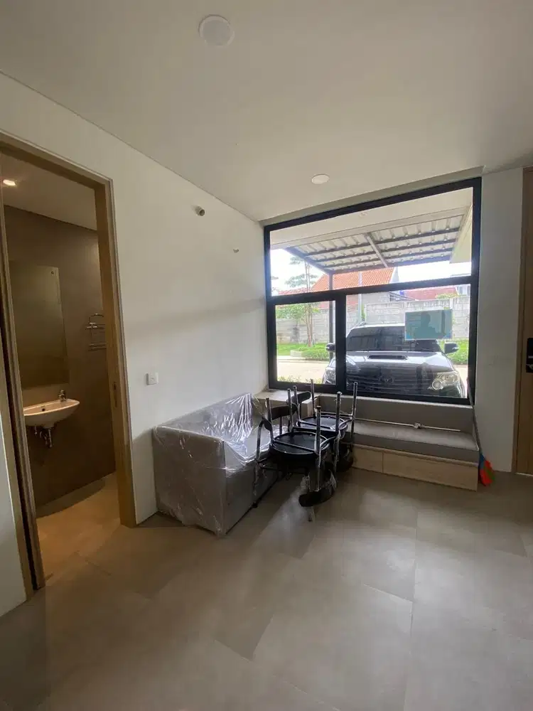 RUMAH DI BSD TANAKAYU CLUSTER SVANI CAKEP KONDISI FURNISHED HARGA OKE