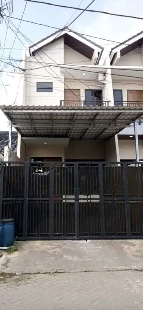 Dijual Rumah Bagus Siap Huni di Harapan Indah Bekasi