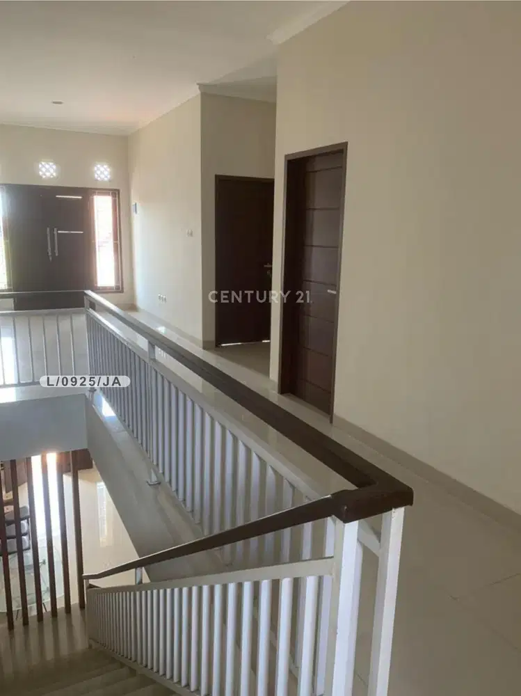 Rumah Baru 2 Lantai Nyaman Dan Lokasi Strategis Di Denpasar Bali