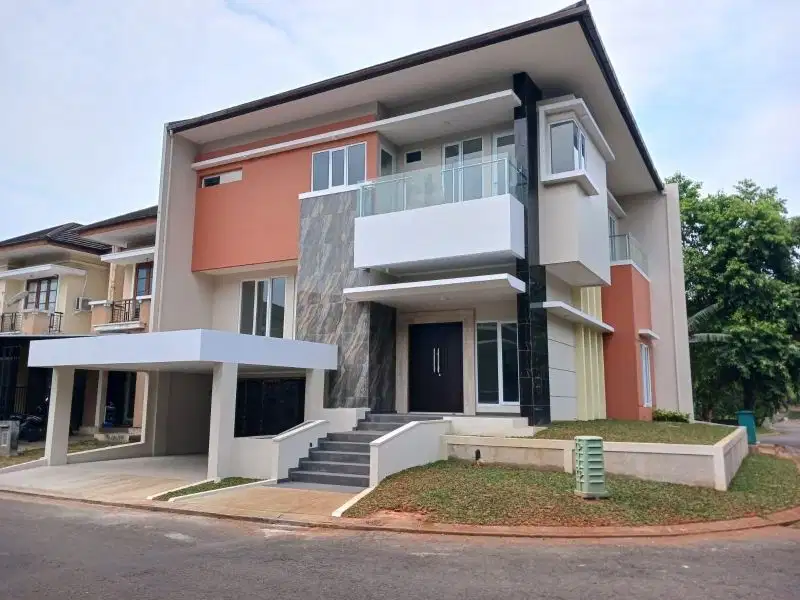 RUMAH MEWAH LOKASI BAGUS DI THE GREEN BSD CITY