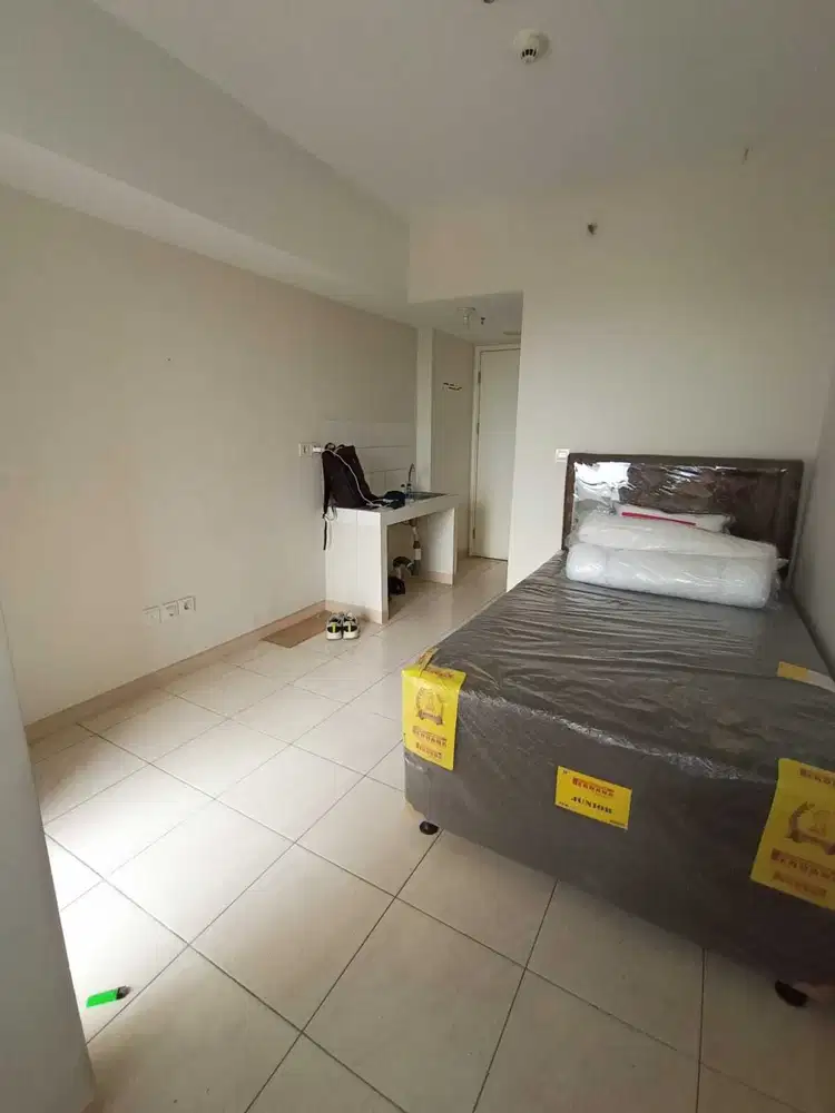 Apartment Type Studio Spring Lake Sumarecon  Bekasi