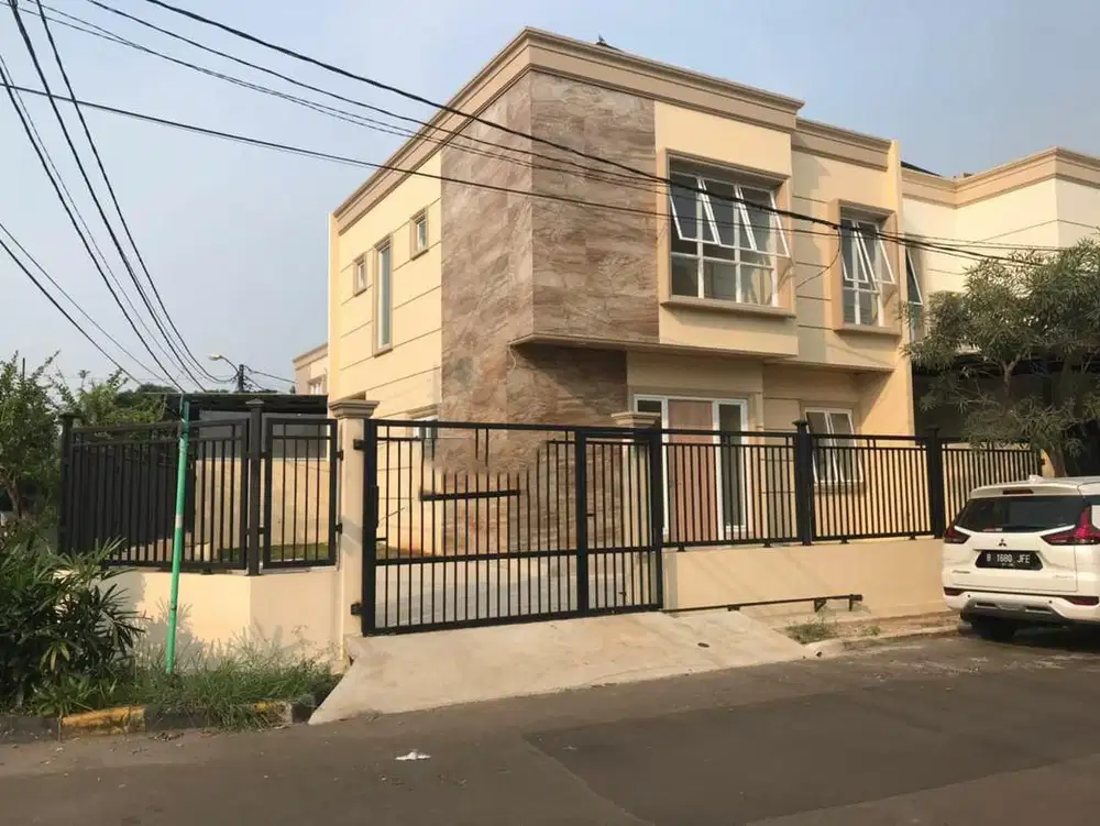 Dijual Rumah Hook  di Gading Serpong Curug Sangereng Tangerang Banten