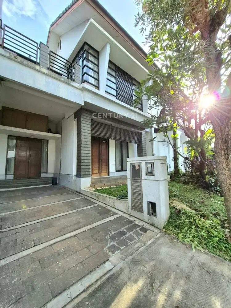 Rumah Dalam Cluster Emerald Bintaro 8309