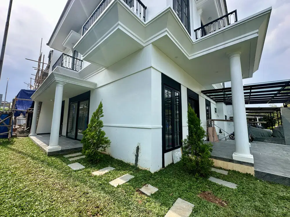 Rumah design Modern Classic Bangunan Mandiri lokasi di Icon BSD