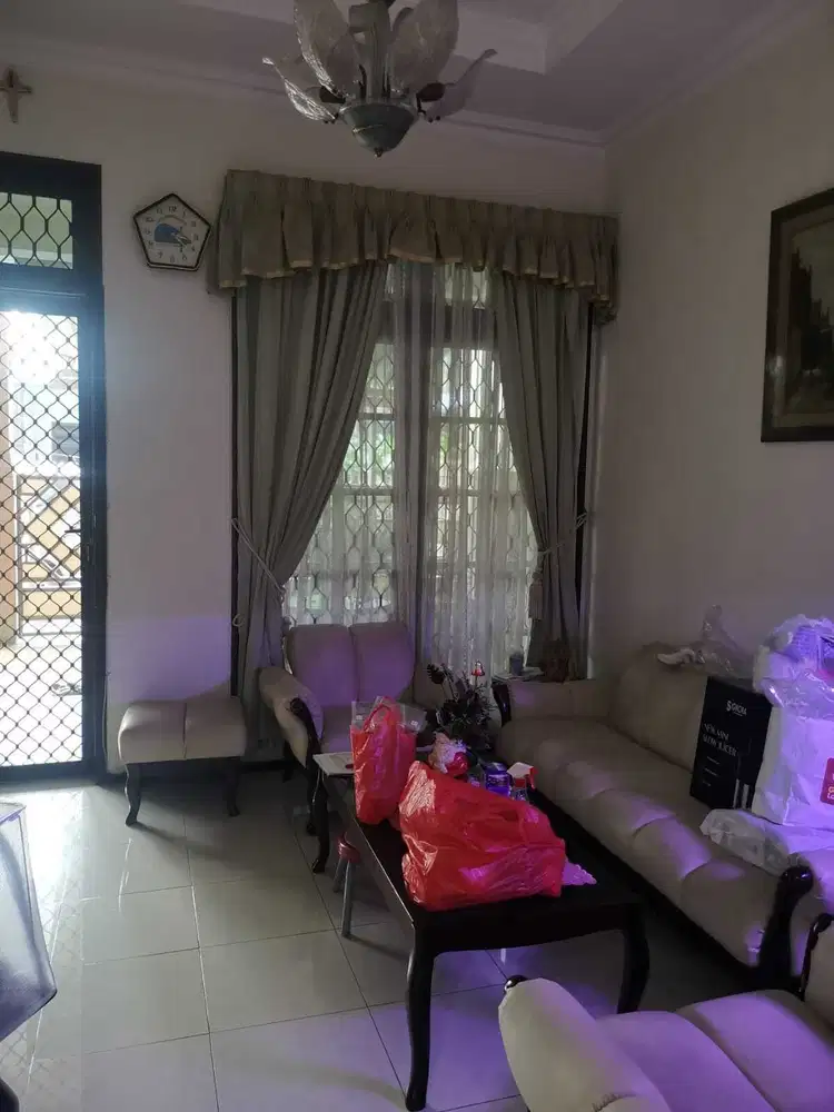 Dijual Rumah Nyaman di Duren Sawit Baru, Jakarta Timur
