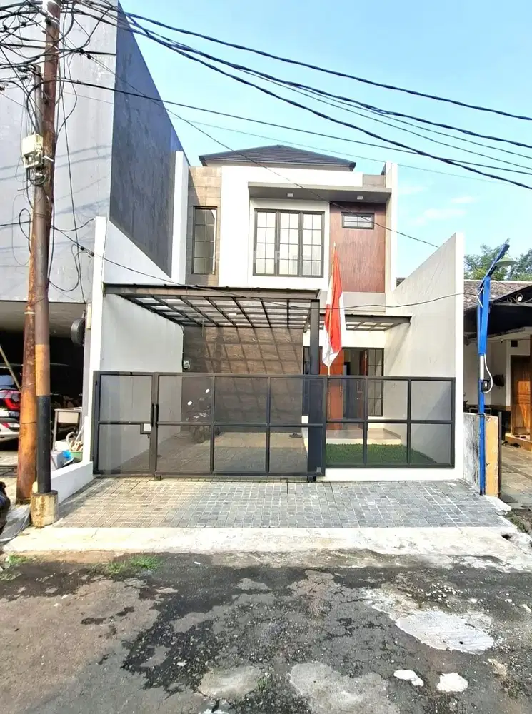 Rumah Brand New Lokasi Strategis Di Graha Raya  8559