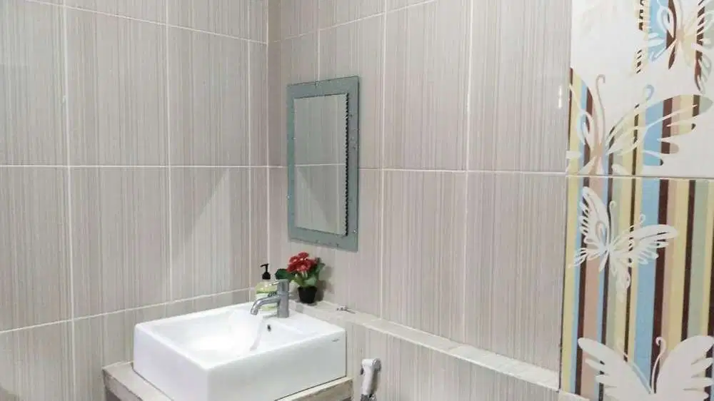 Dijual Rumah Lux Cluster Palmerah Residen Jakarta Barat