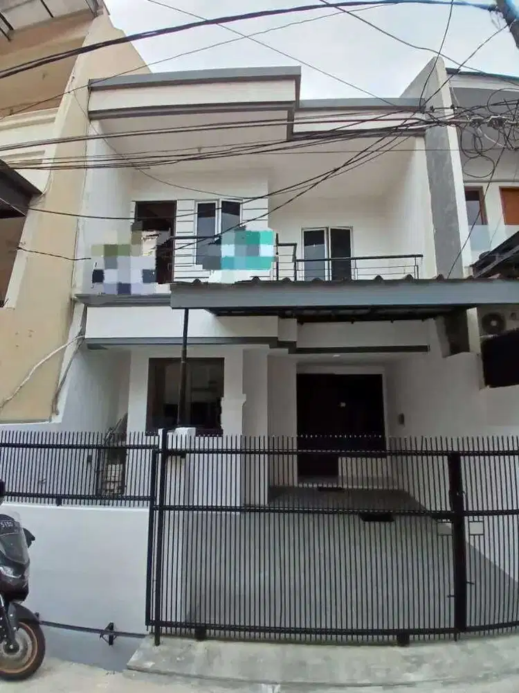 Dijual / Disewakan CEPAT Rumah Bagus di Perumahan Greenville, Jakarta