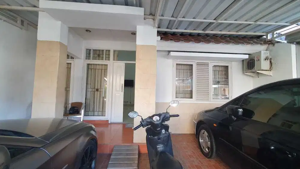 Dijual Cepat Rumah Cluster Flamboyan, Alam Sutera