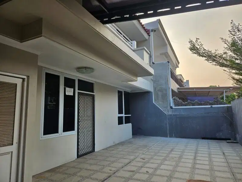 Disewakan Rumah Siap Huni Di Taman Modern  Cakung Jakarta