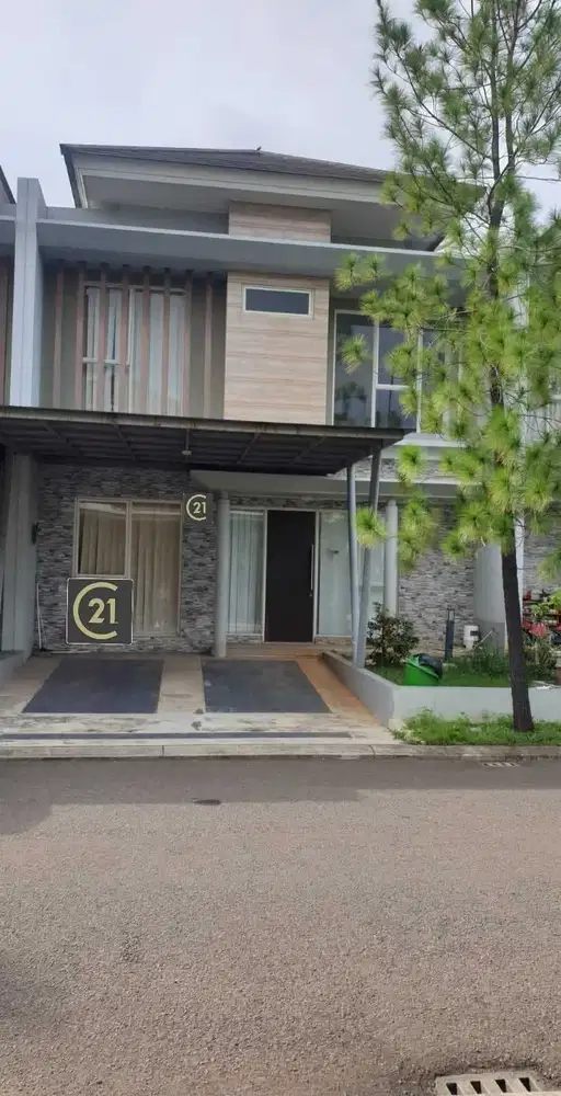 Disewakan Rumah  Cluster Missisipi 2Lt JGC Jakarta Timur