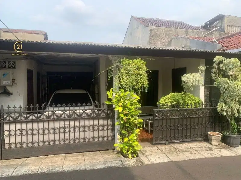 Rumah standar 1 lantai murah di Komp  dekat kampus UIN Ciputat Timur