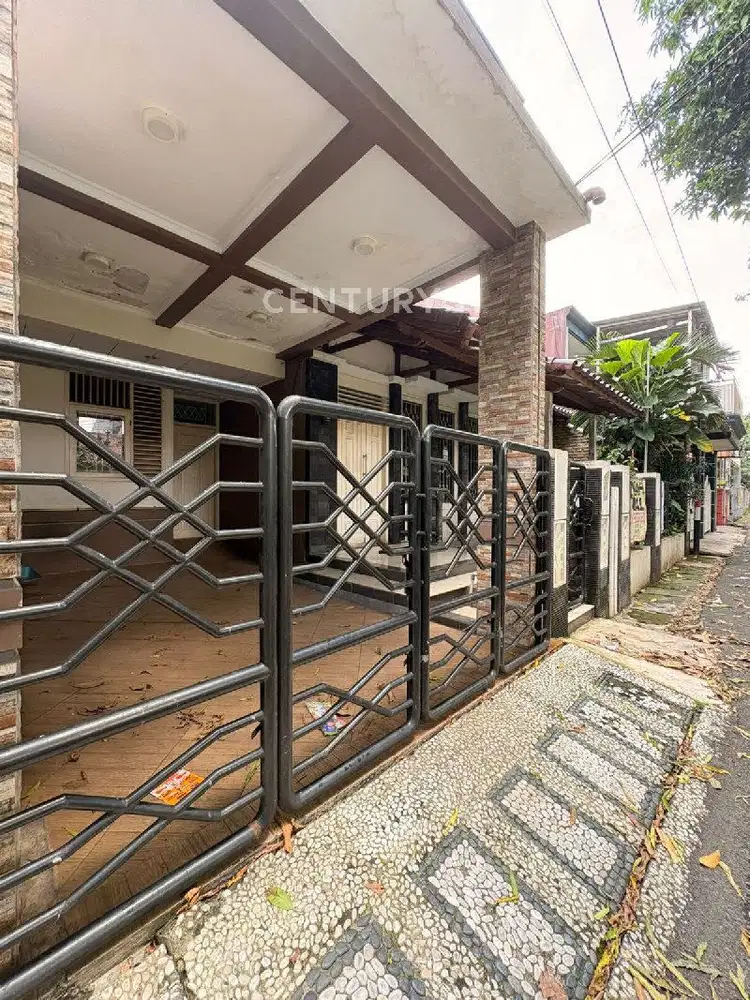 Rumah 2 Lantai Bebas Banjir Di Taman Malaka Selatan S7814