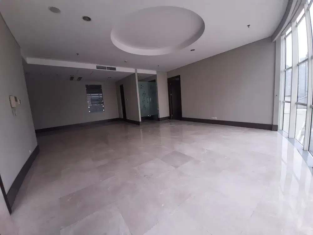 Dijual Cepat Unit Premium Apt Pearl Garden Gatot Subroto 3BR