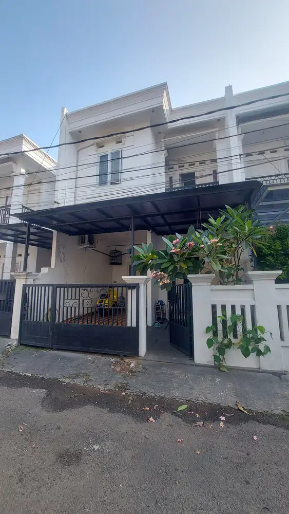 Rumah Siap Huni Bebas Banjir Pondok Kelapa Jakarta Timur