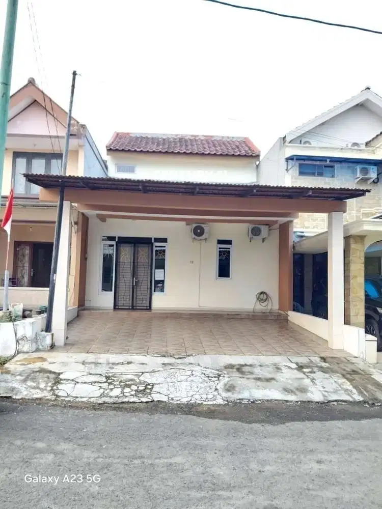 RUMAH BAGUS SEMI FURNISH SIAP HUNI DI LIPPO CIKARANG