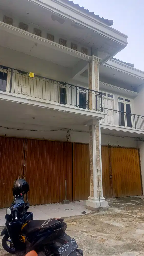 Ruko 2 Lantai Akses Jalan 2 Mobil Di Pondok Bambu R2157