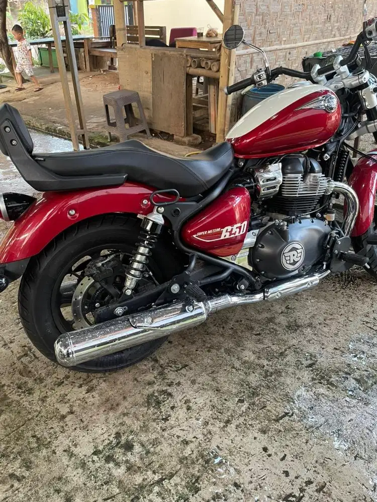 Dijual motor royal enfield