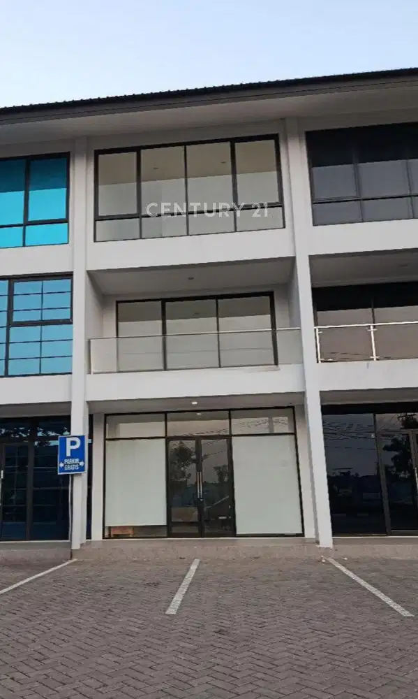 Ruko 3 Lantai Cocok Usaha Dekat Trans Studio Mall