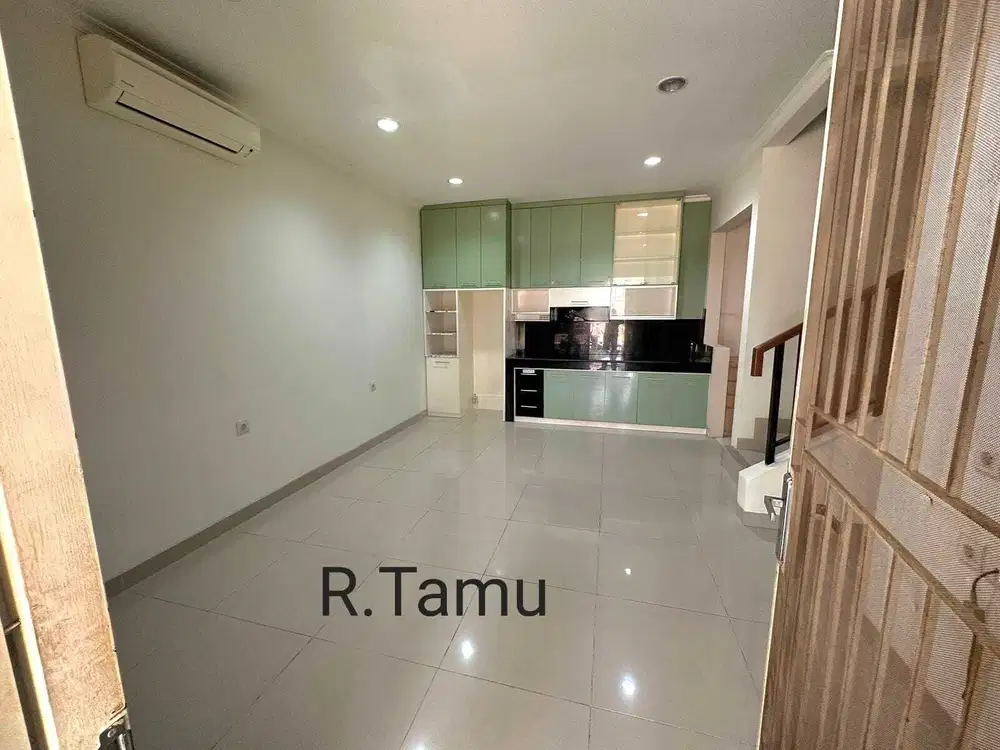 DIJUAL CEPAT URGENT   RUMAH BOULEVARD TESLA GADING SERPONG