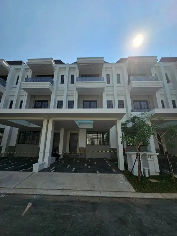 DIJUAL RUMAH WINONA ALAM SUTERA SEMI FURNISH