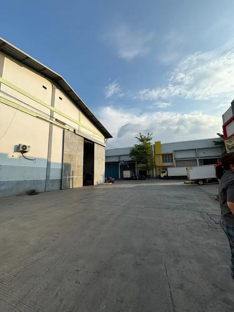 DIJUAL GUDANG DITAMBUN lingkungan Pergudangan di Bekasi Timur