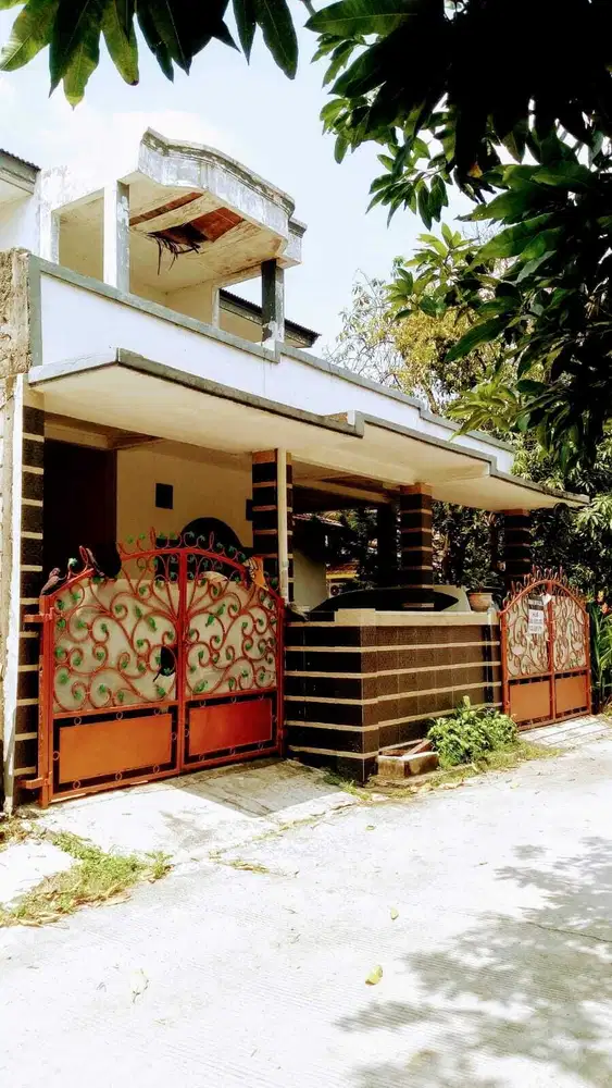 Dijual cepat rumah hook 1,5 lantai (BUB) Taman harapan baru. Bekasi