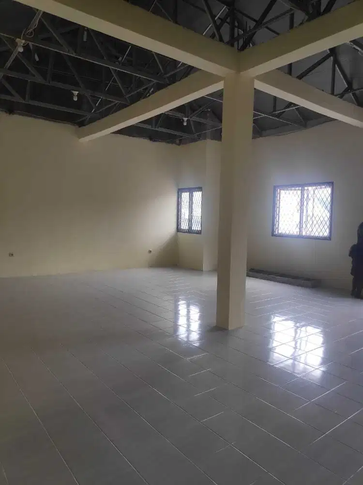 DiJual Rumah 2Lt Pinggir Jalan Cipinang Raya  Jakarta Timur