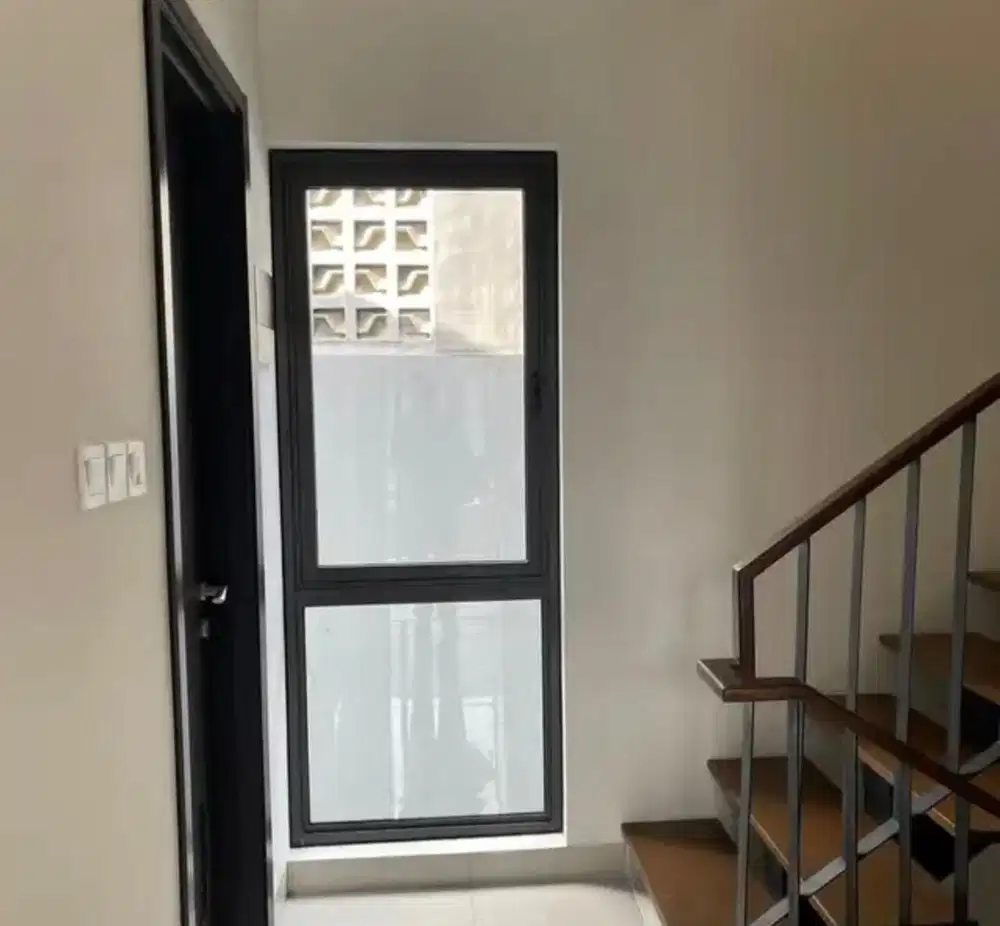 Dijual Rumah Strategis di Cluster Wisteria Keppel Metland Cakung