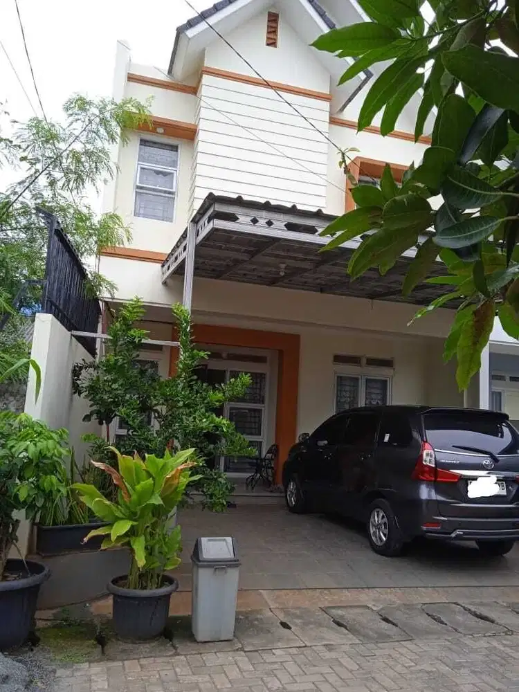 Di jual Rumah  jl swadaya Cipinang besar Utara Jakarta Timur