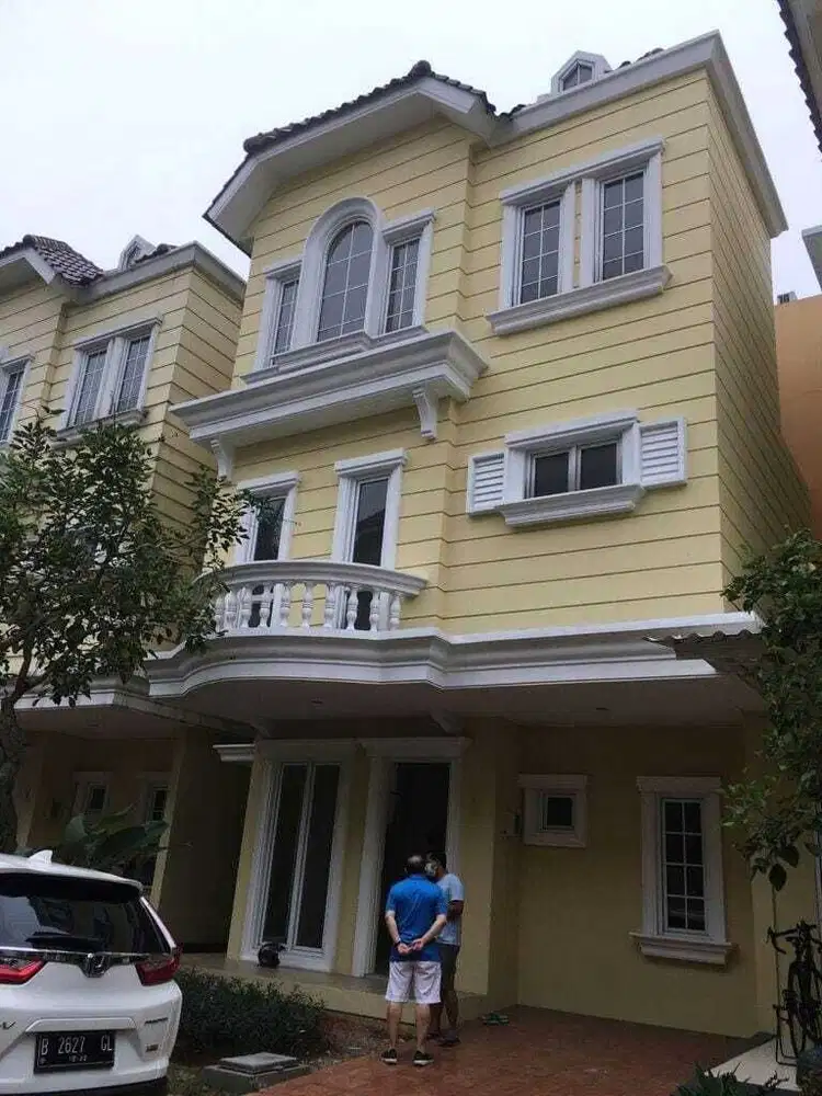 Dijual Rumah 3 Lantai MURAH di Paramount Serpong Tangerang