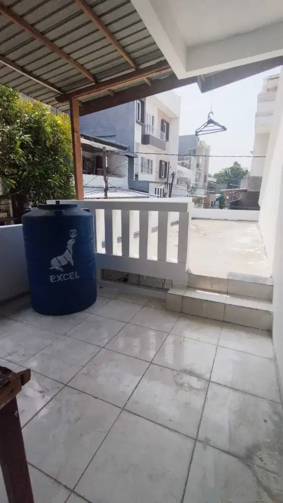 Jual / Sewakan Rumah Nyaman di Lokasi Premium Tomanng, Jakarta Barat